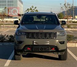 جیپ گراند شیرۆکی